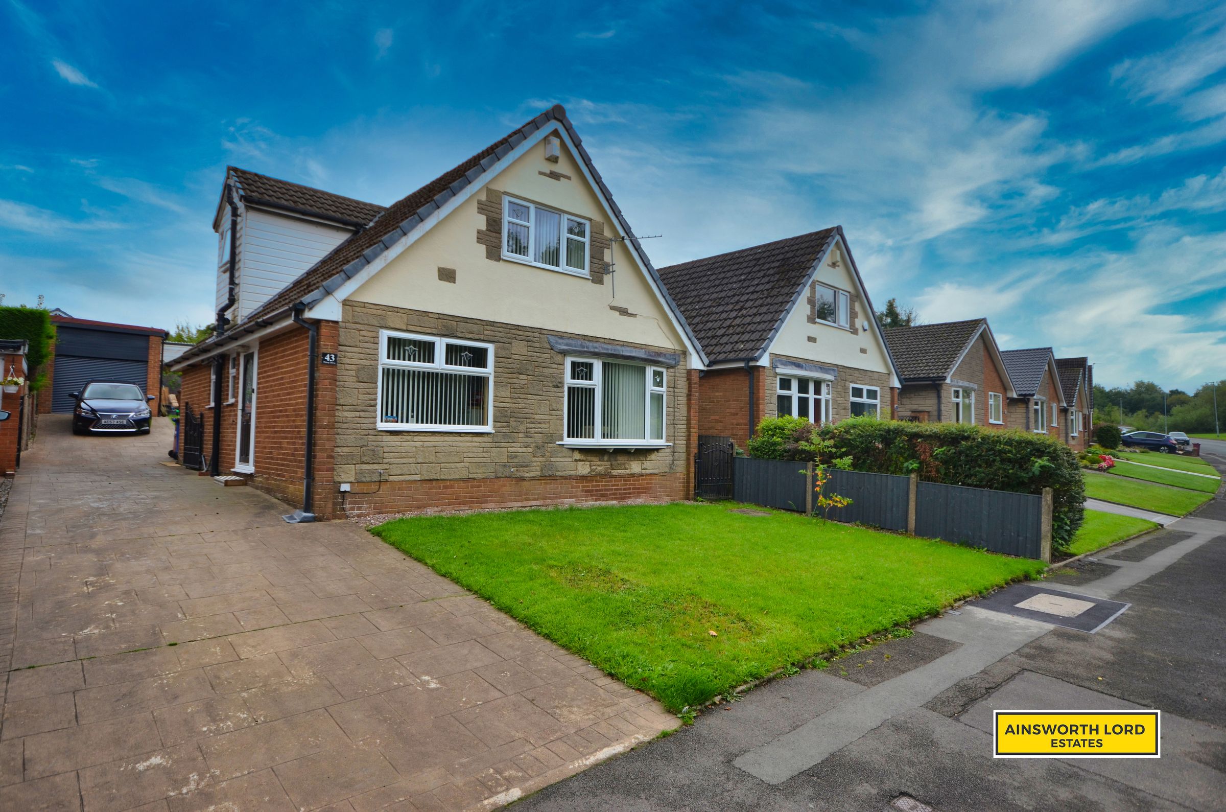 3 bed detached bungalow for sale in Priory Drive, Darwen BB3 Zoopla