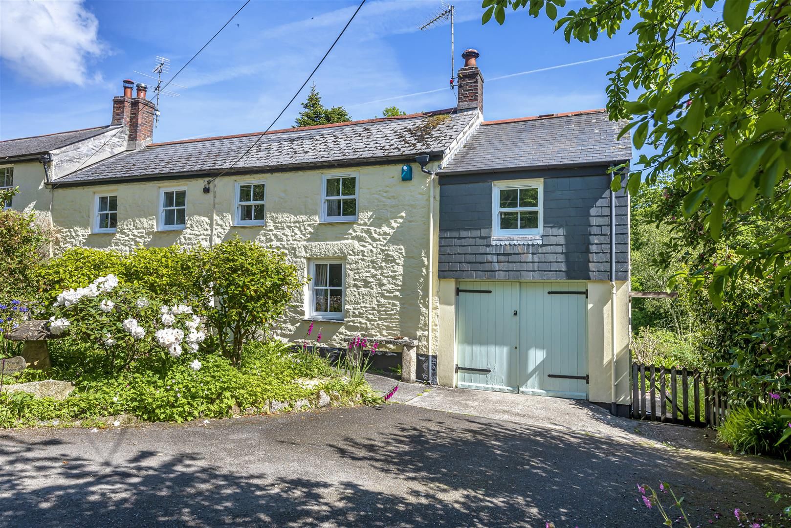 3 bed end terrace house for sale in Port Navas, Constantine, Falmouth