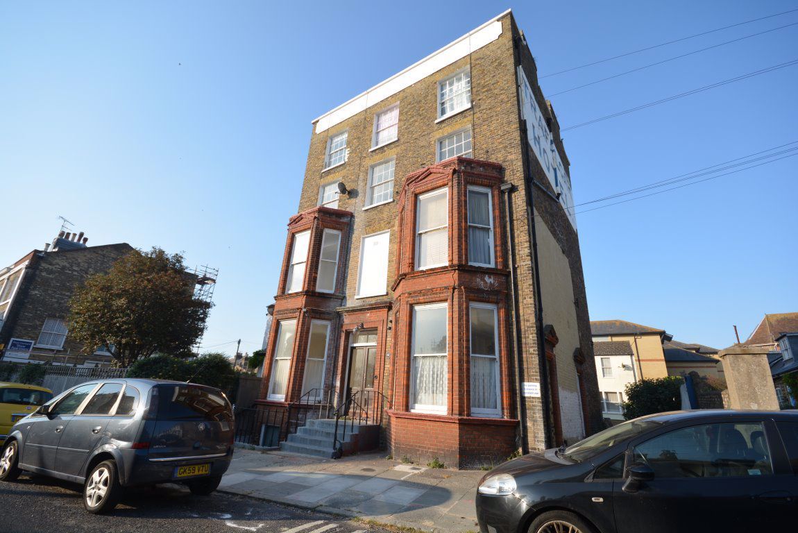 Studio to rent in Royal Road, Ramsgate CT11 Zoopla