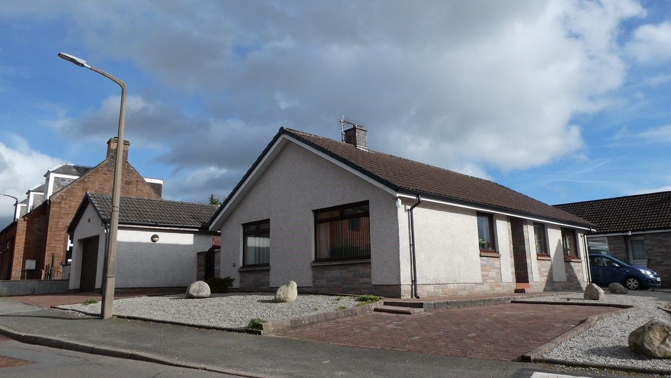 3 bed bungalow for sale in Kellwood Place, Dumfries DG1 Zoopla