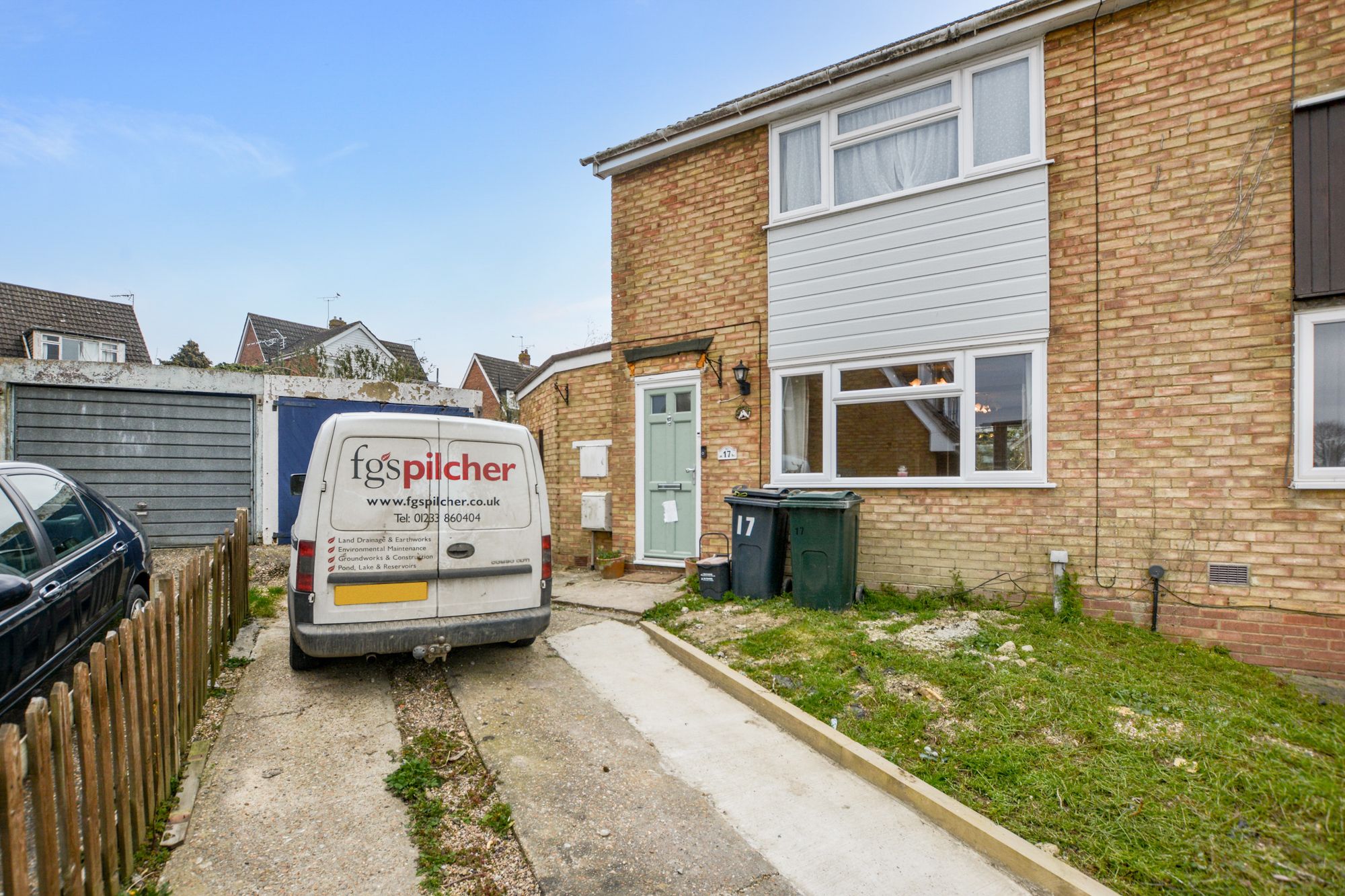 Aragon Close, Ashford TN23  