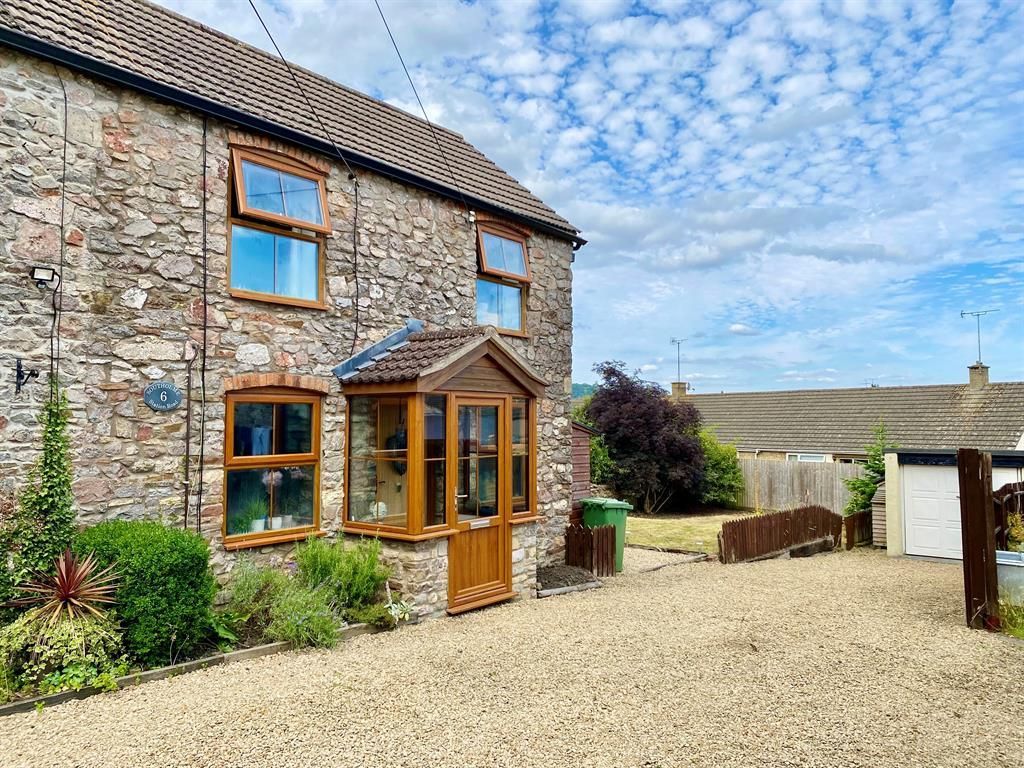 3 bed cottage for sale in Station Road, Charfield, WottonUnderEdge