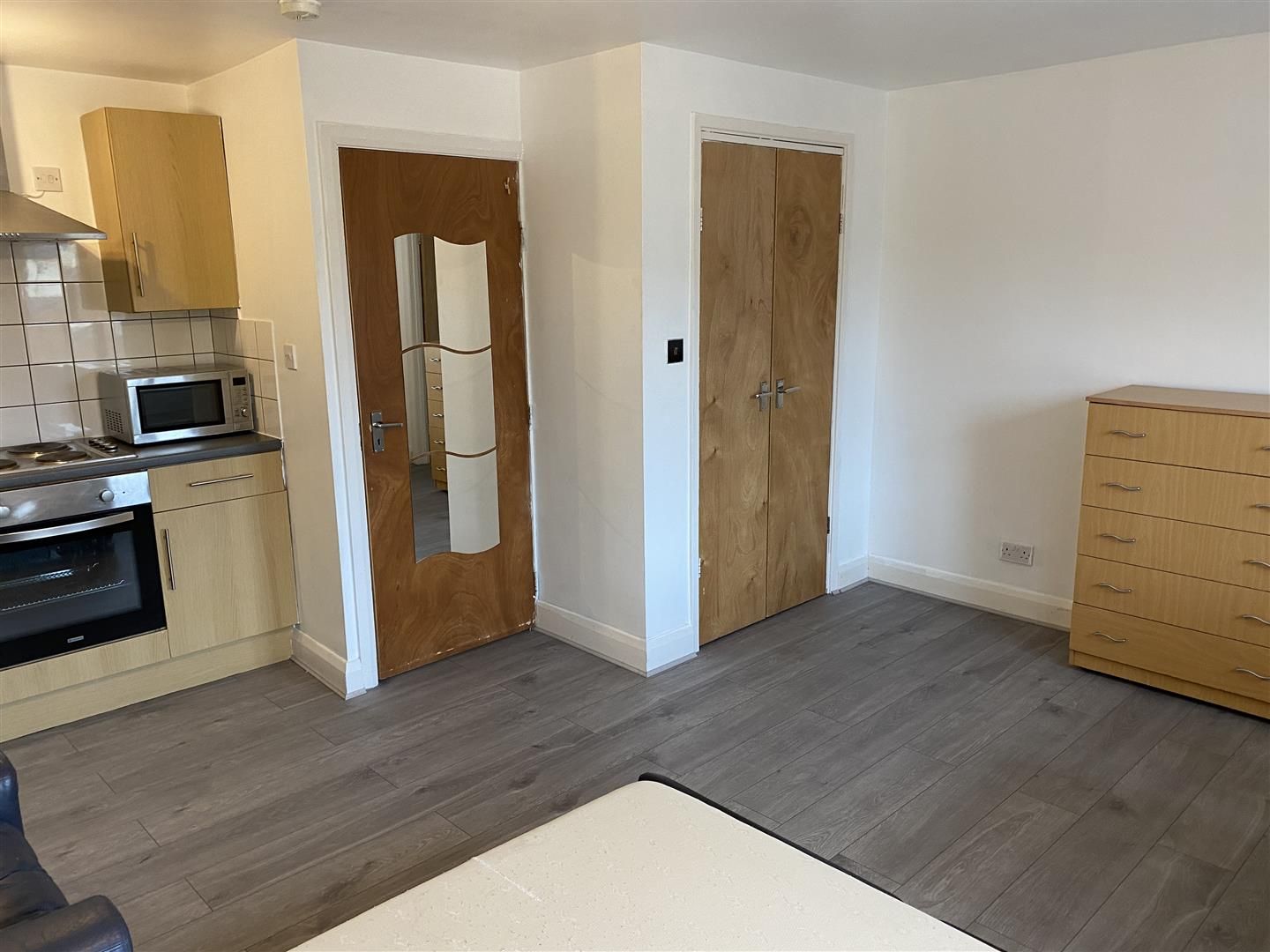 Studio to rent in Haymill Close, Perivale, Greenford UB6 Zoopla