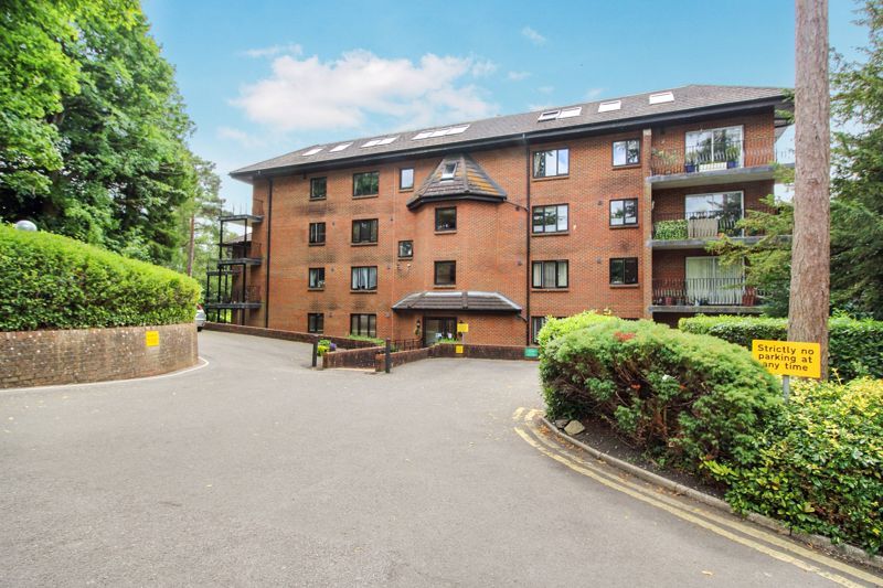 1 bed flat for sale in Dorin Court, Landscape Road, Warlingham CR6 Zoopla