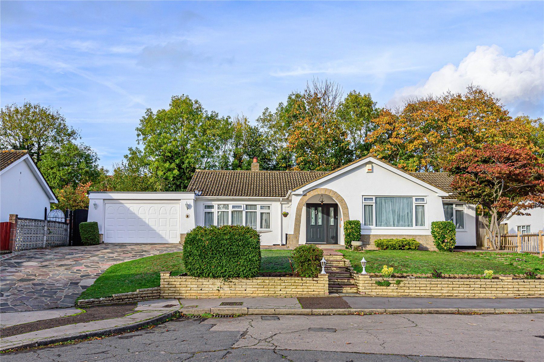 3 bed detached house for sale in St. Matthews Drive, Bromley BR1 Zoopla