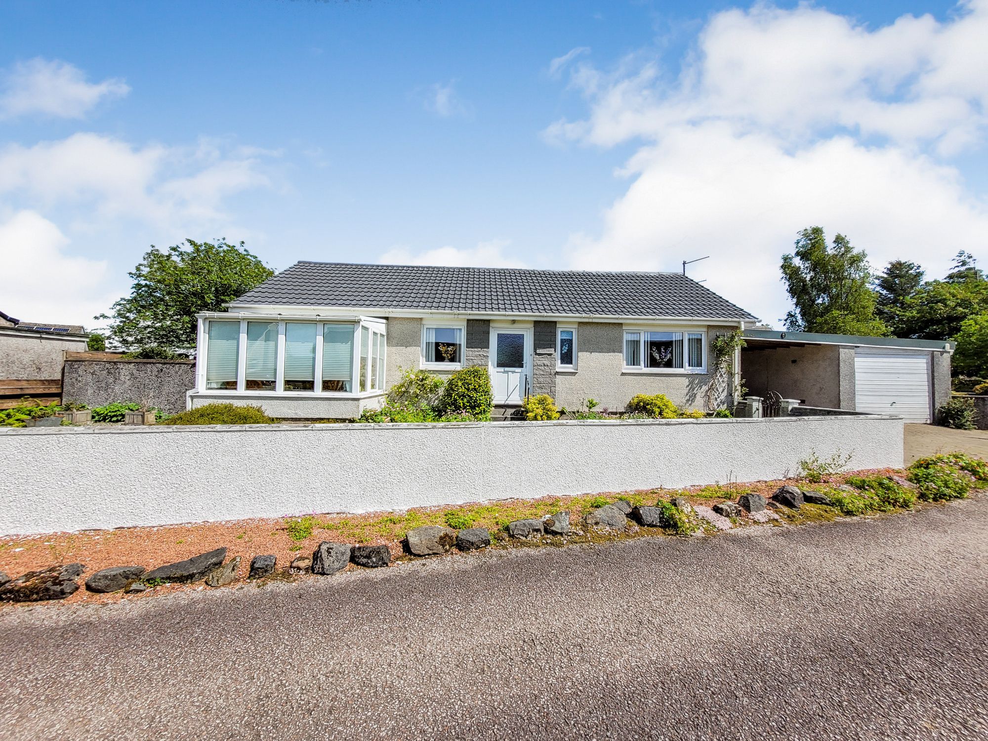 3 bed detached bungalow for sale in 11 The Stances, Kilmichael, By