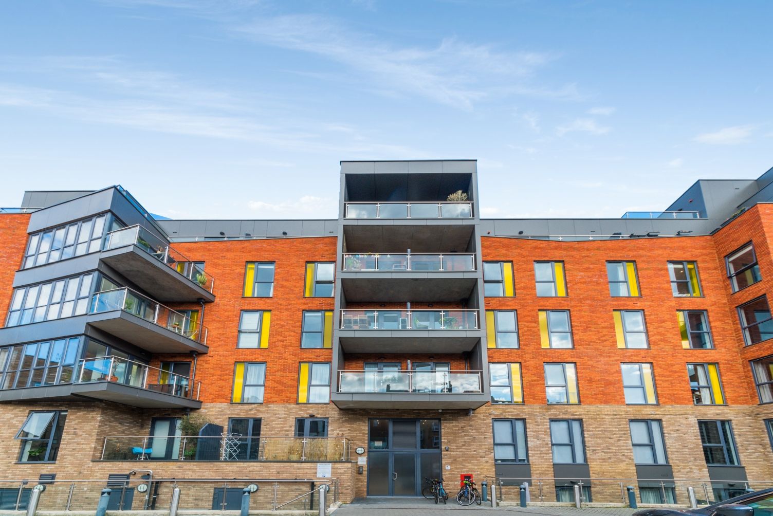 Waleorde Road, Walworth, London SE17  