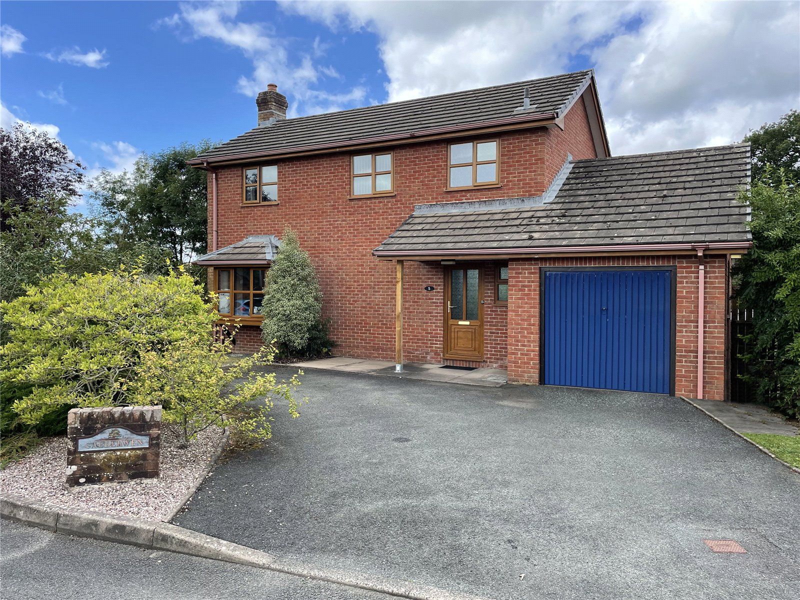 3 bed detached house for sale in Greenway Close, Crossgates