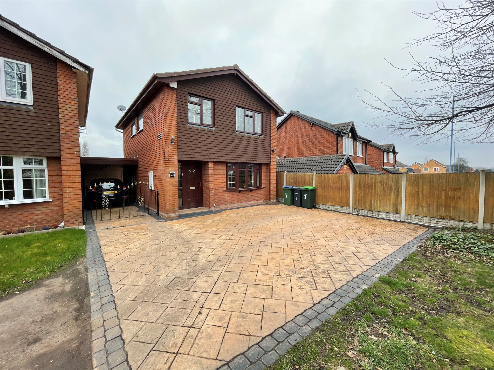 Dove Close, Wednesbury WS10  