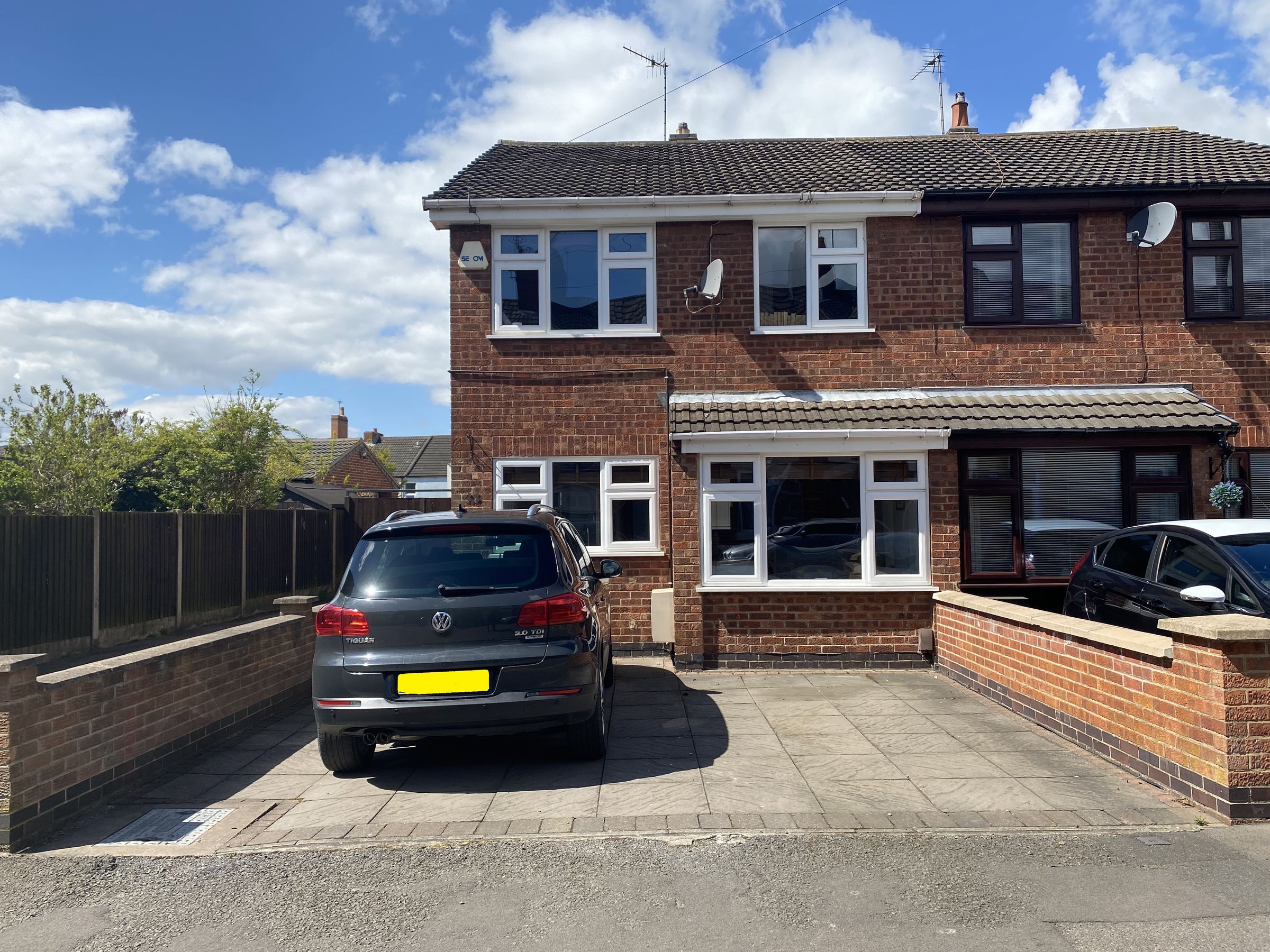 3 bed semidetached house for sale in Breach Road, Hugglescote