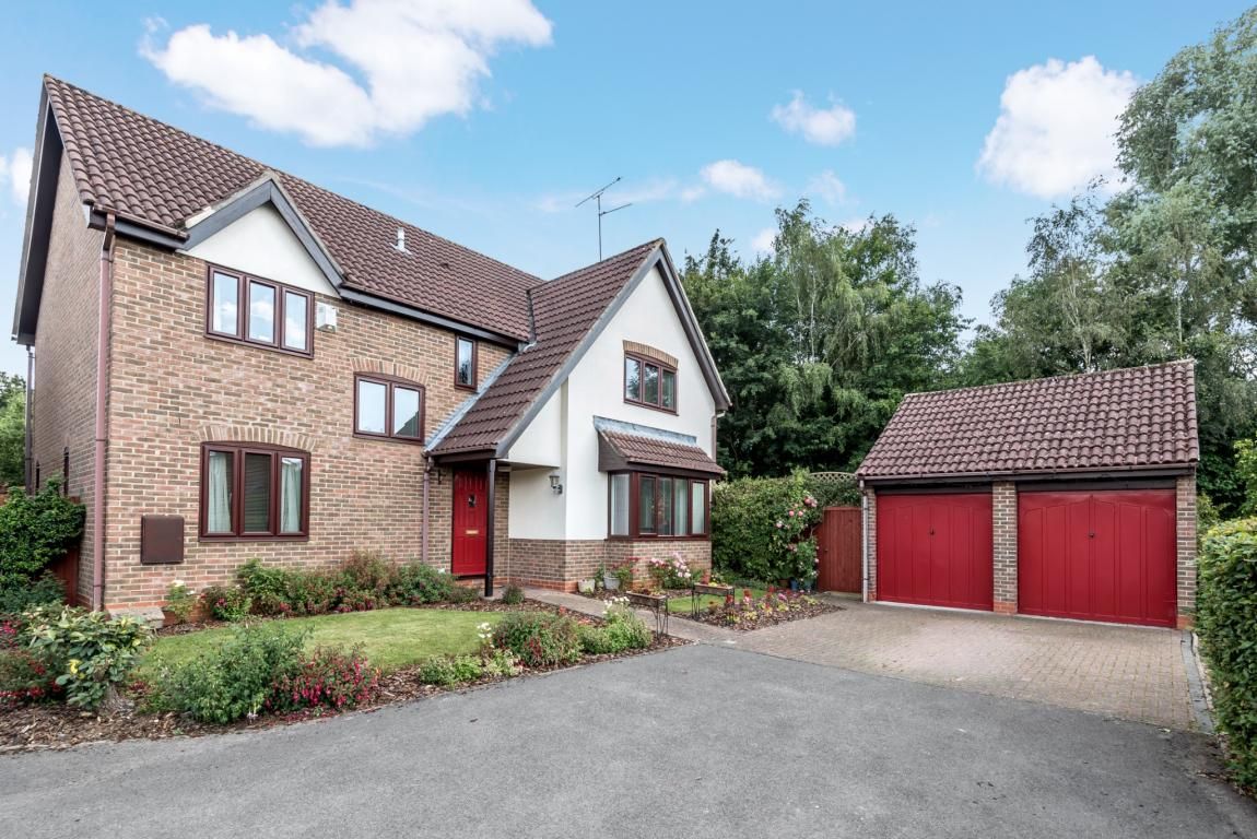 Campion Way, Wokingham RG40  