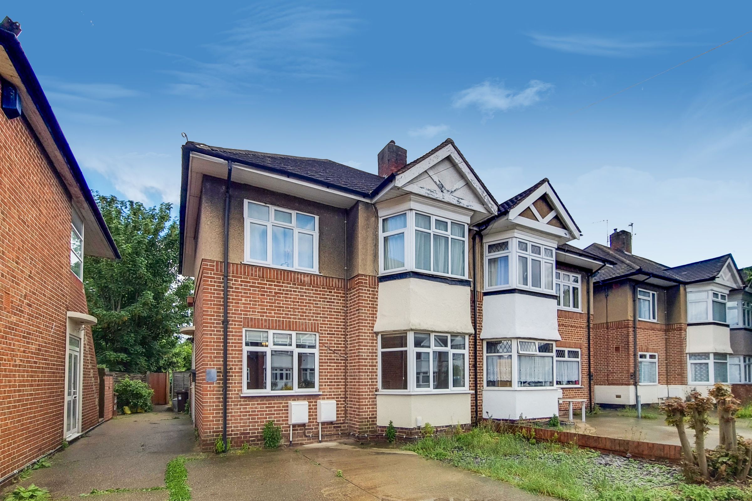 2 bed flat to rent in Amesbury Road, Feltham TW13 Zoopla