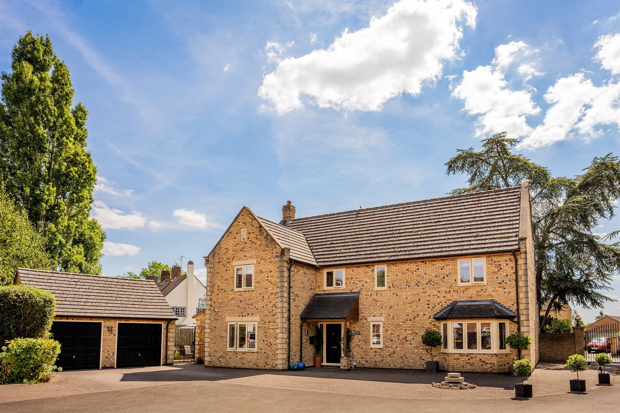 4 bed detached house for sale in Millwood Gardens, Longthorpe, Peterborough PE3 Zoopla