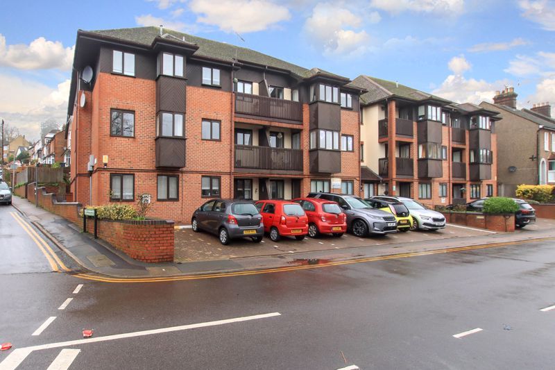 1 bed flat for sale in Cotterells Hill, Hemel Hempstead HP1 Zoopla