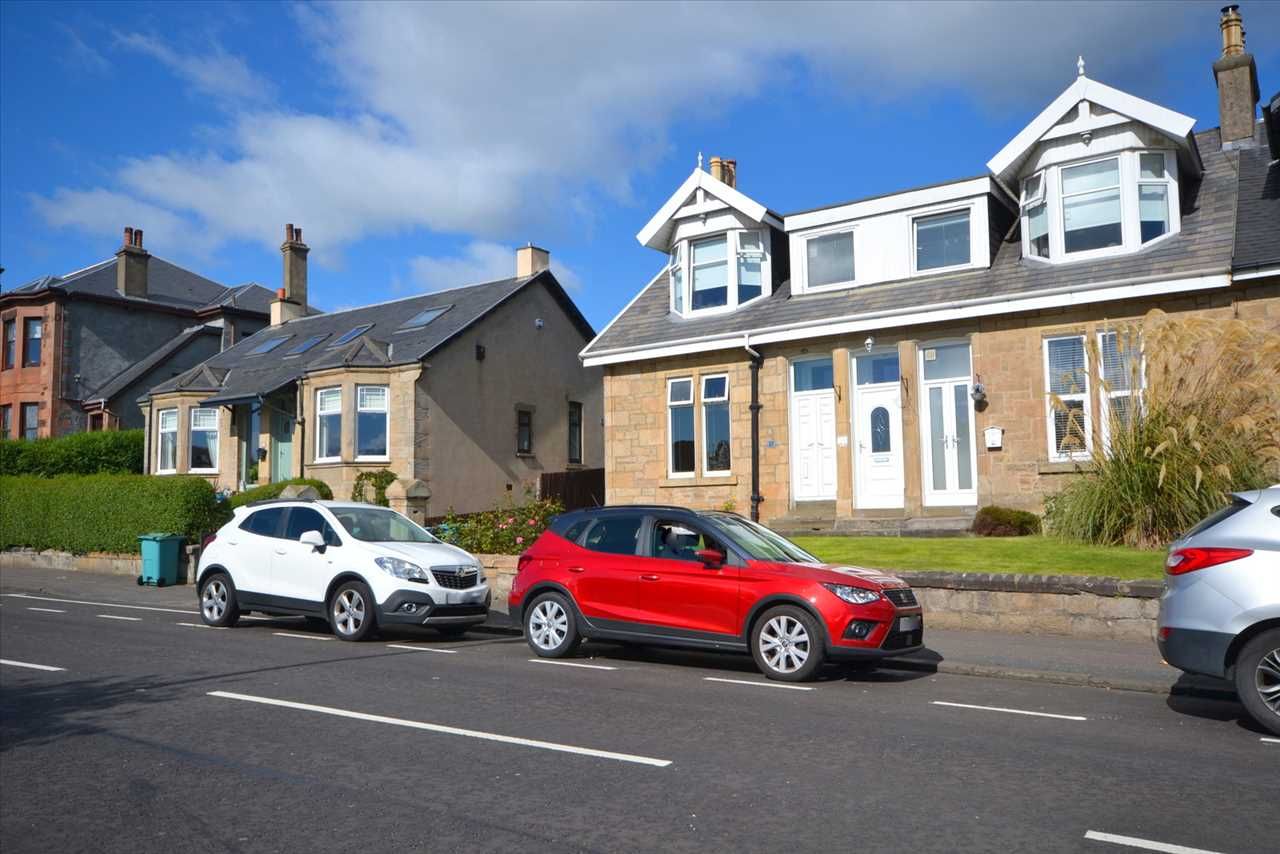 3 bed flat for sale in Drumbathie Road, Airdrie, Glasgow ML6 Zoopla
