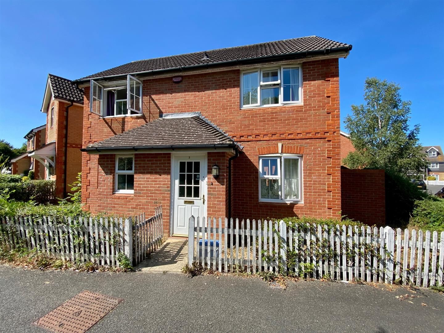 3 bed detached house for sale in Bryony Drive, Kingsnorth, Ashford TN23