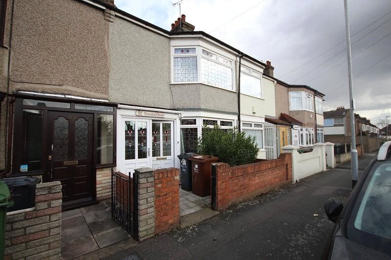 2 bed terraced house for sale in Sparsholt Road, Barking IG11 Zoopla