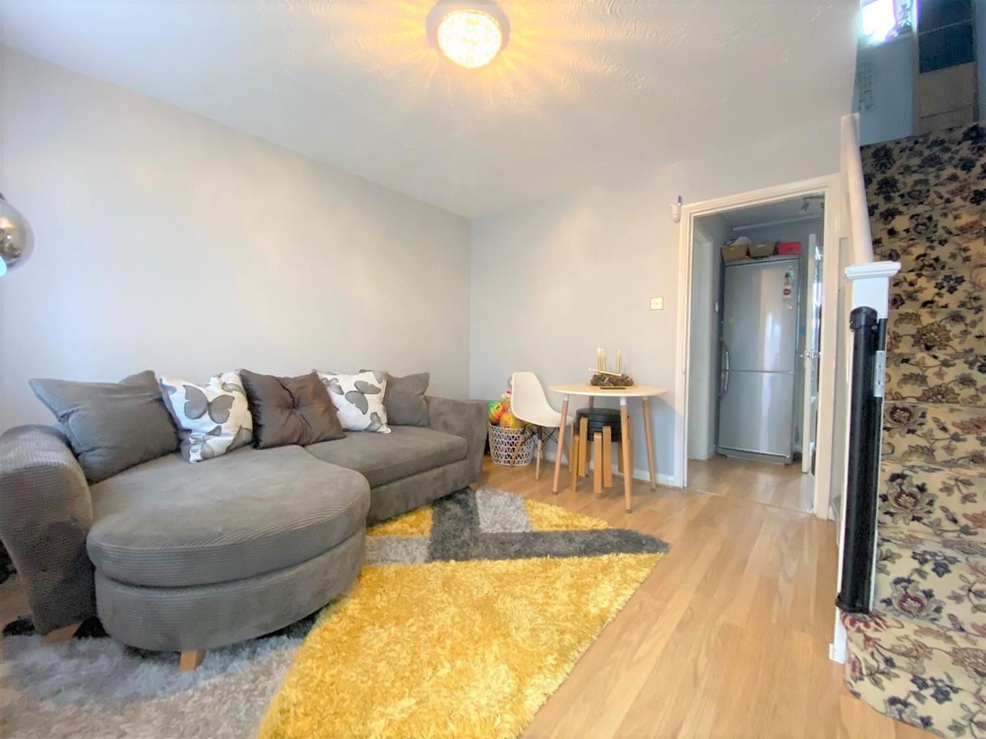 1 bed semidetached house to rent in Field Close, Harlington, Middlesex