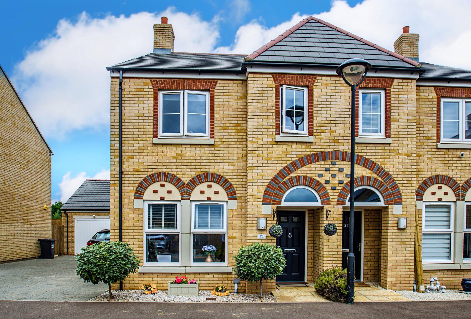 3 bed semidetached house for sale in Louise Rise, Fairfield, Hitchin