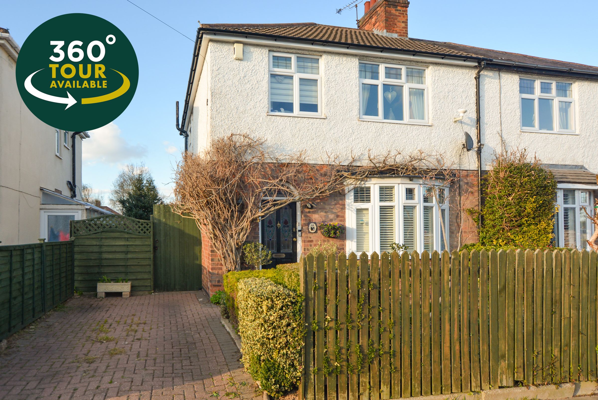 3 bed semidetached house for sale in Baldwin Road, West Knighton