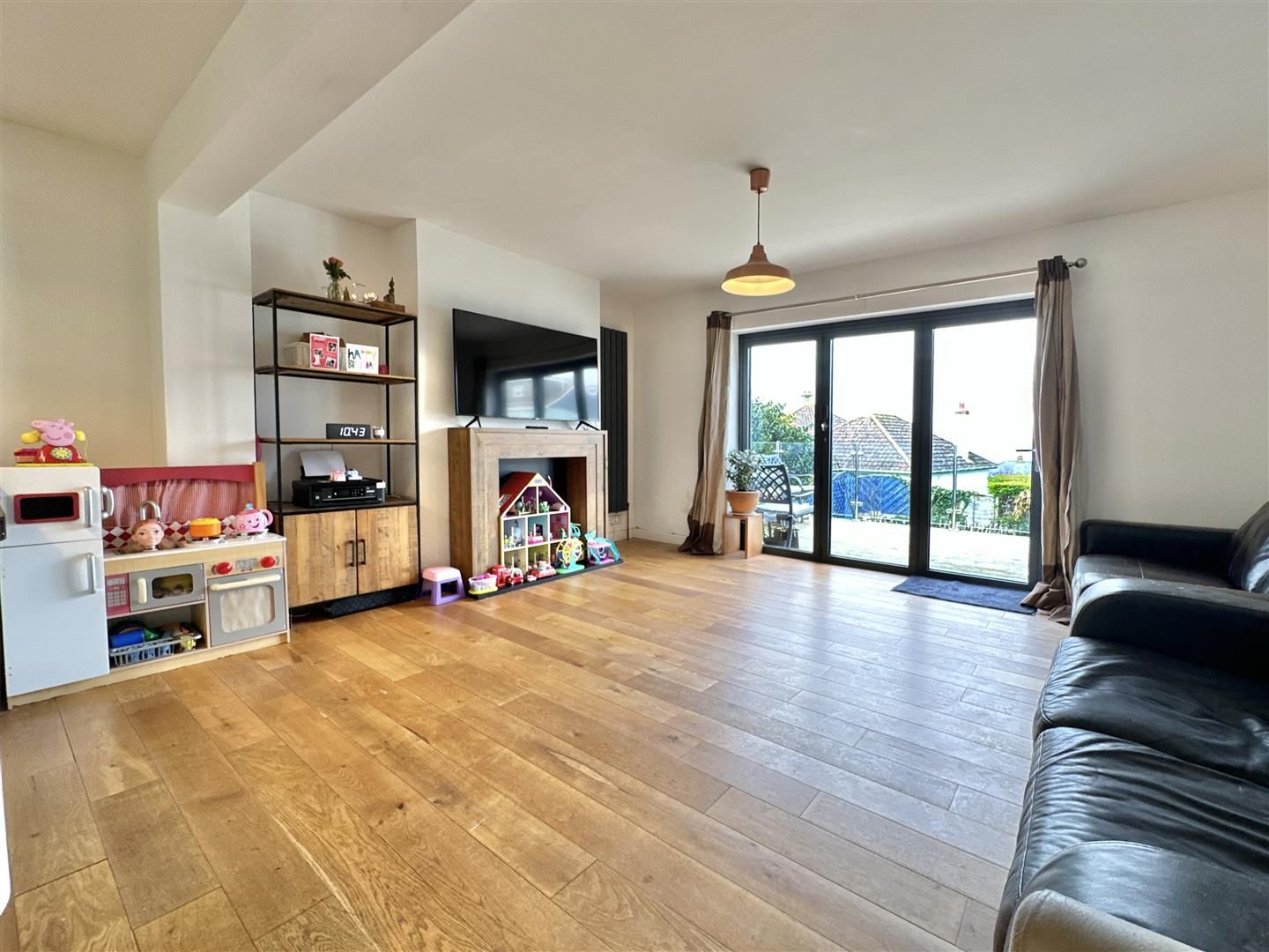 3 bed detached bungalow for sale in Close, Brixham TQ5 Zoopla