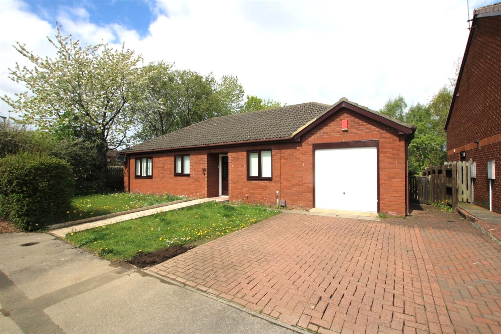 3 bed detached bungalow for sale in Station Street, Shildon DL4 Zoopla
