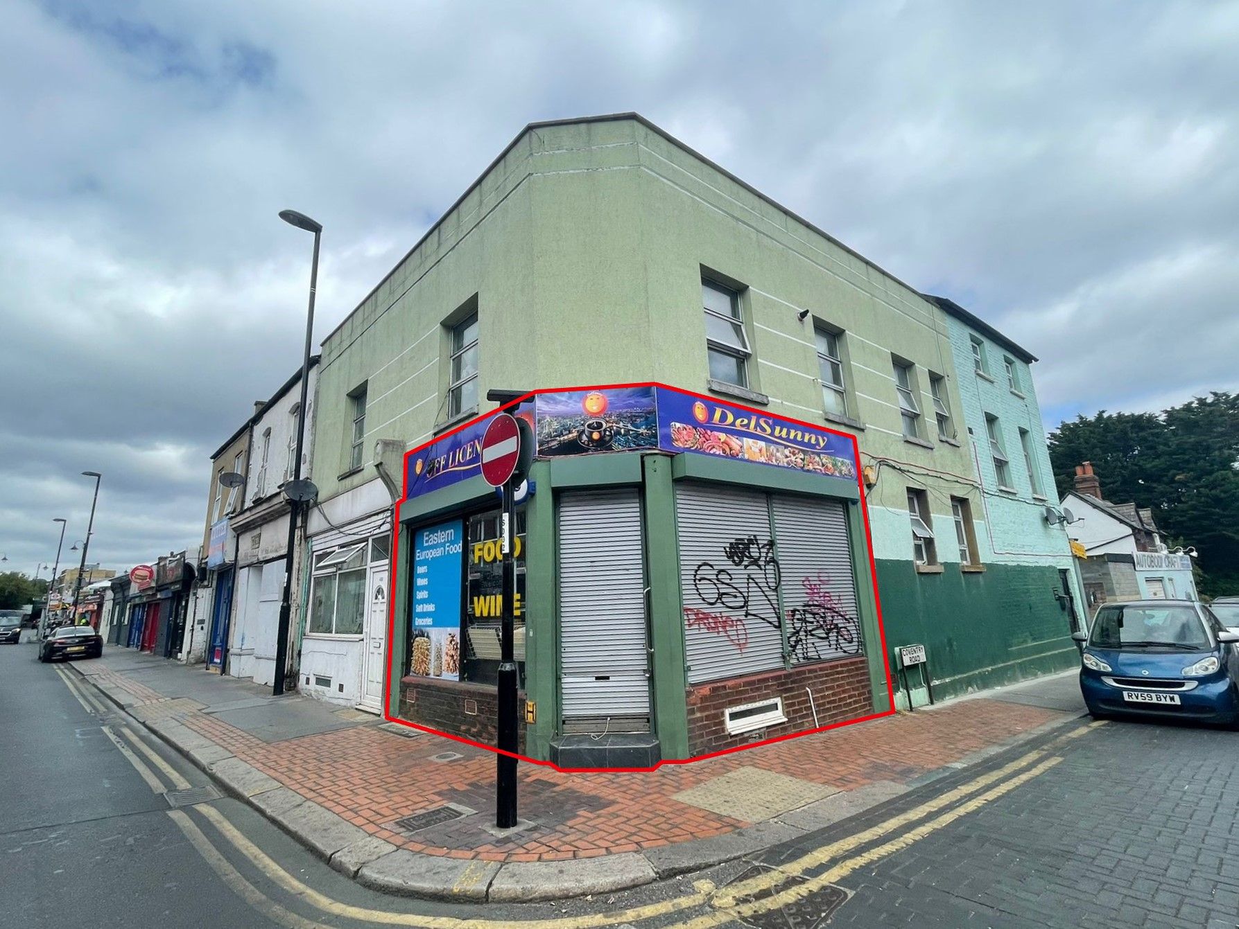 Retail premises to let in Portland Road, Norwood Junction, Croydon SE25