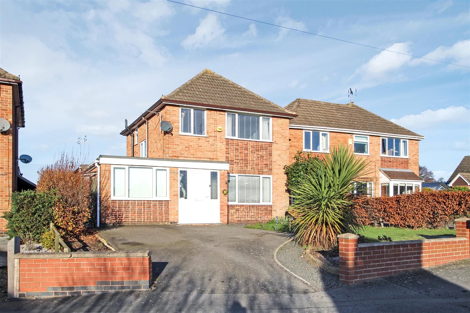 3 bed detached house for sale in Fenton Close, Measham, Swadlincote
