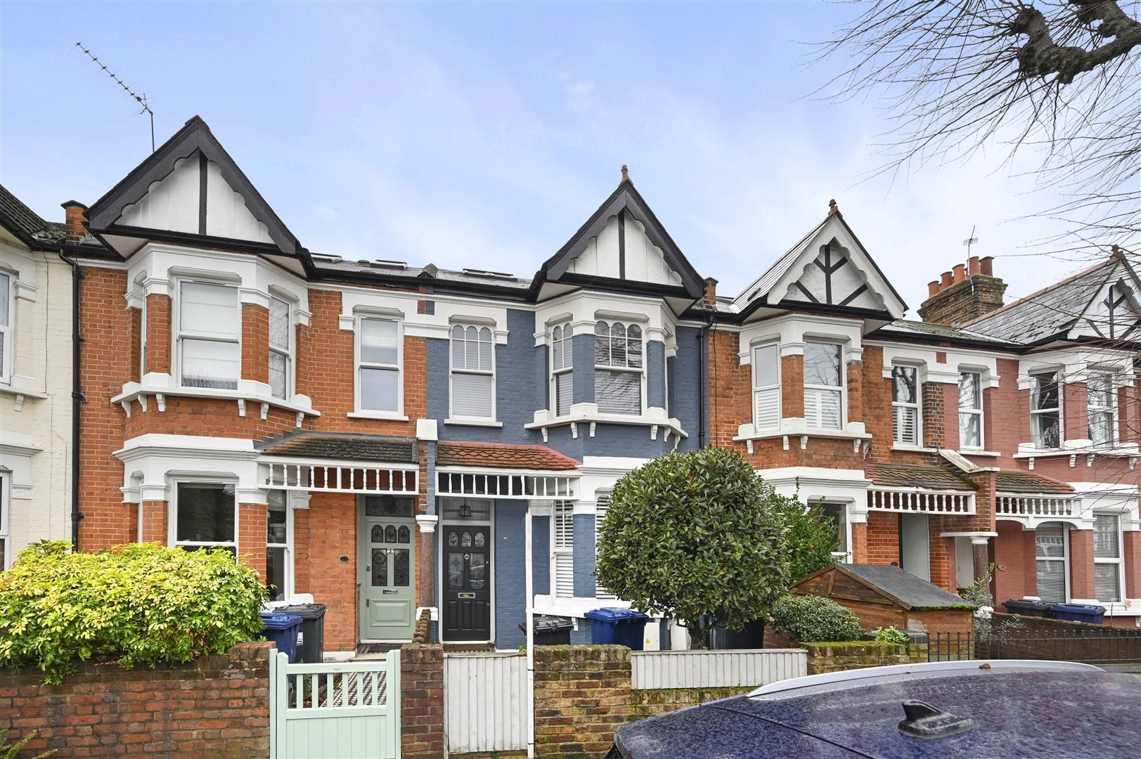 5 bed property for sale in Adelaide Road, London W13 Zoopla