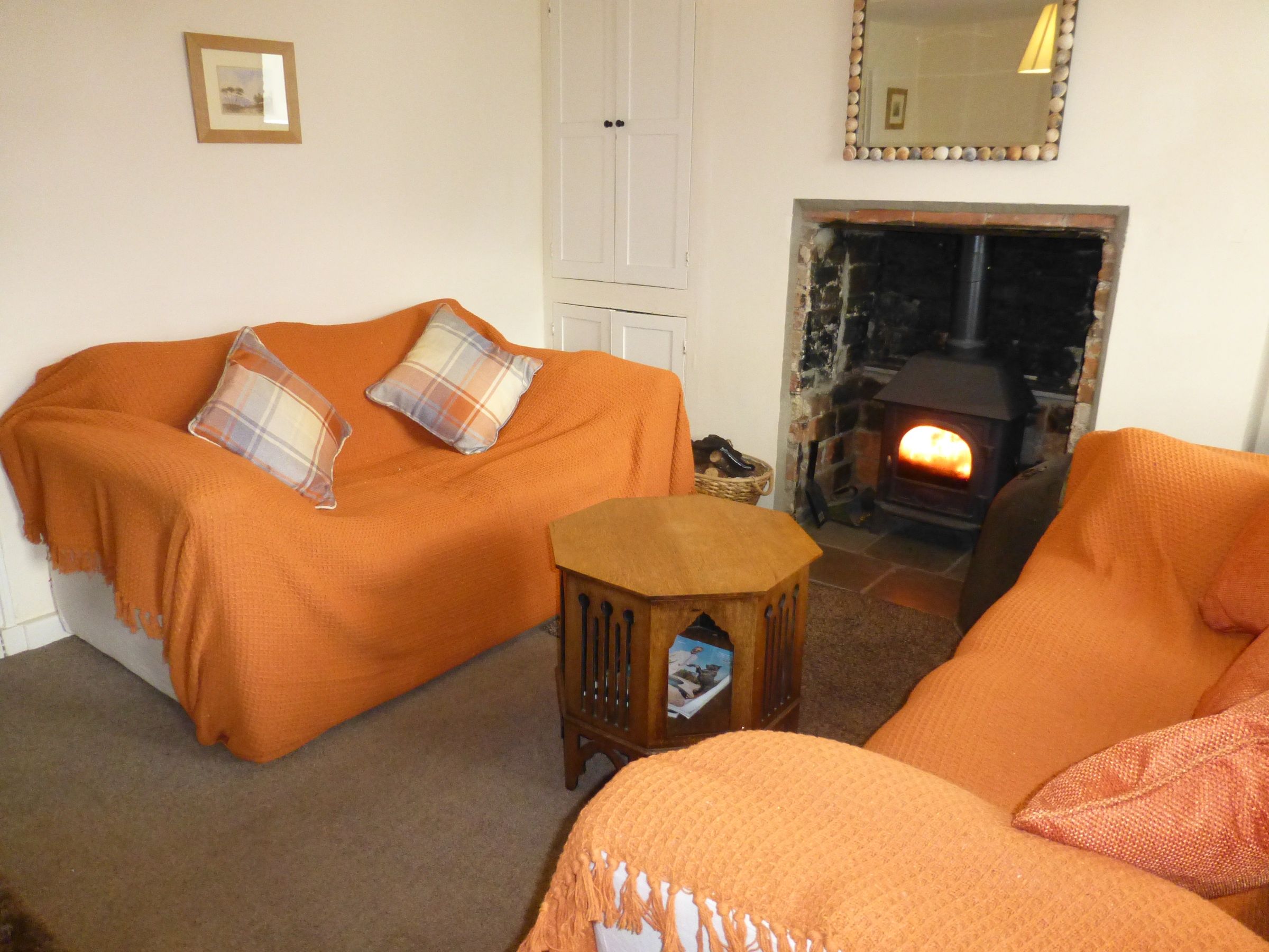 2 bed property to rent in Dorchester Road, Maiden Newton, Dorchester