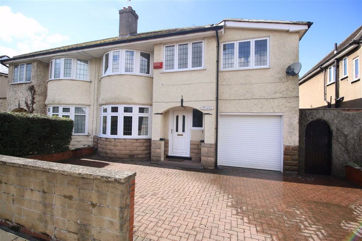 4 bed semidetached house for sale in Loraine Crescent, Darlington DL1
