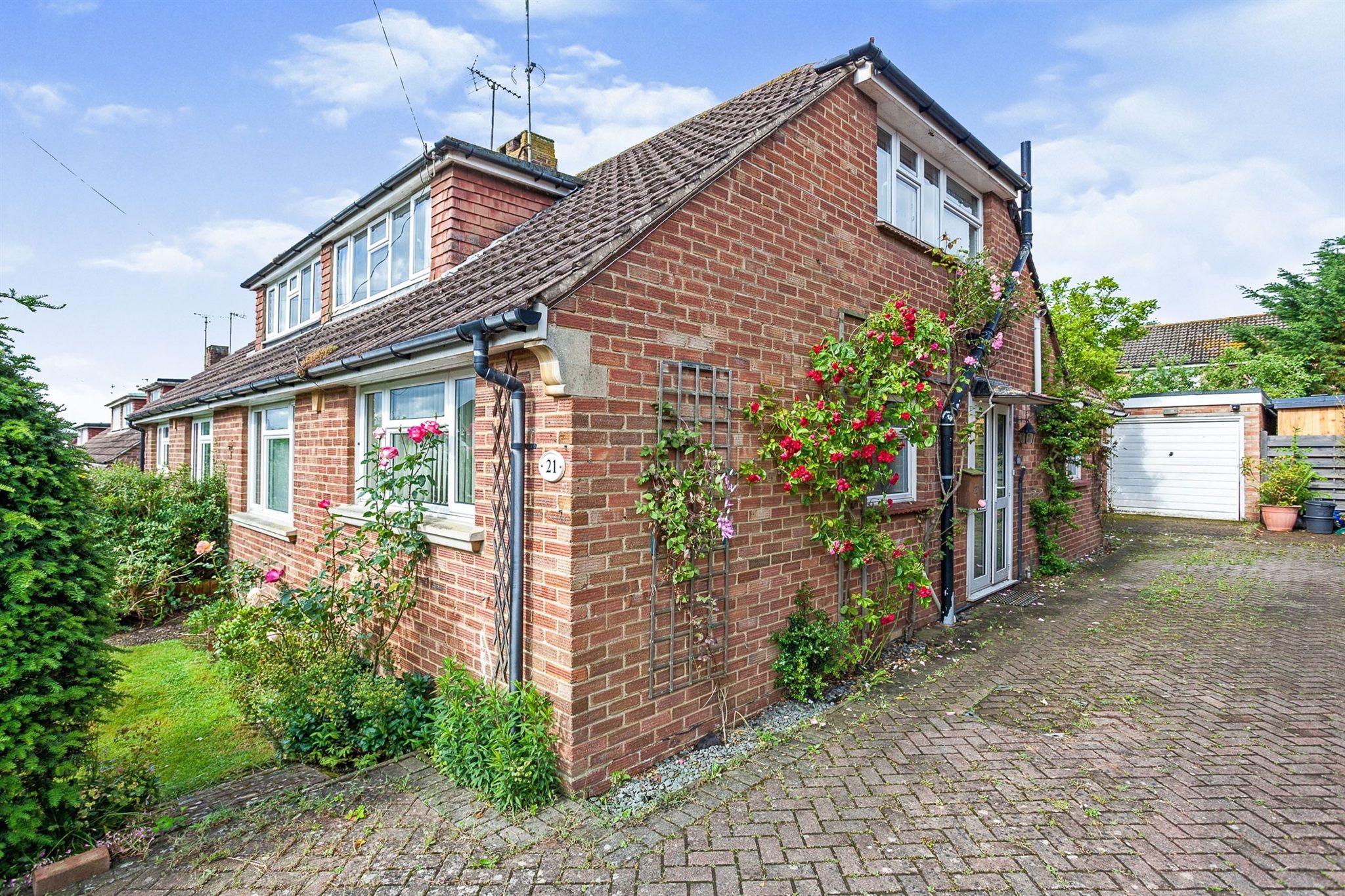 4 bed bungalow for sale in St. Johns Avenue, Burgess Hill RH15 Zoopla