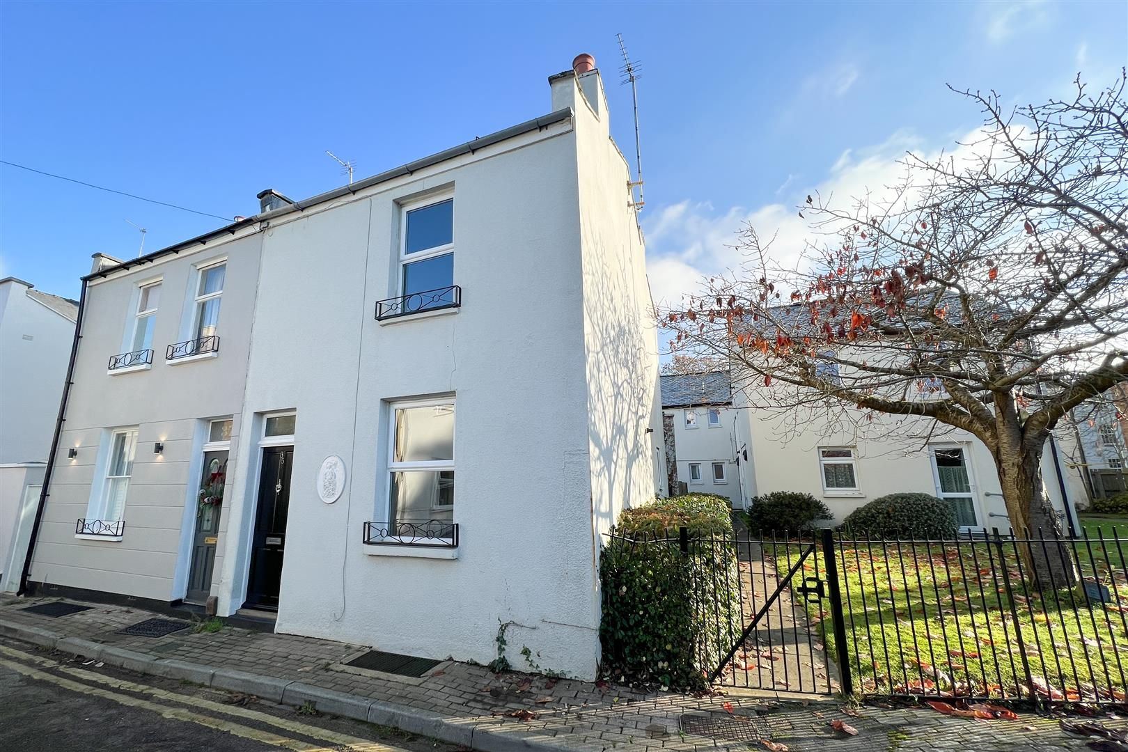 2 bed property for sale in Portland Square, Cheltenham GL52 Zoopla