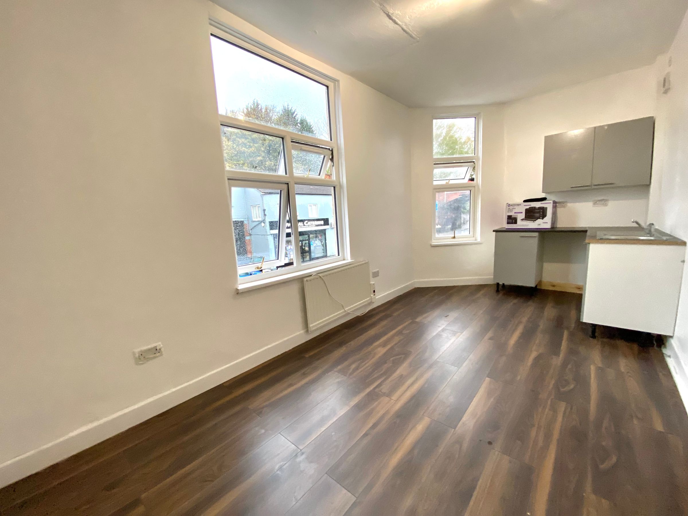 Studio to rent in Stratford Road, Sparkhill, Birmingham B11 Zoopla