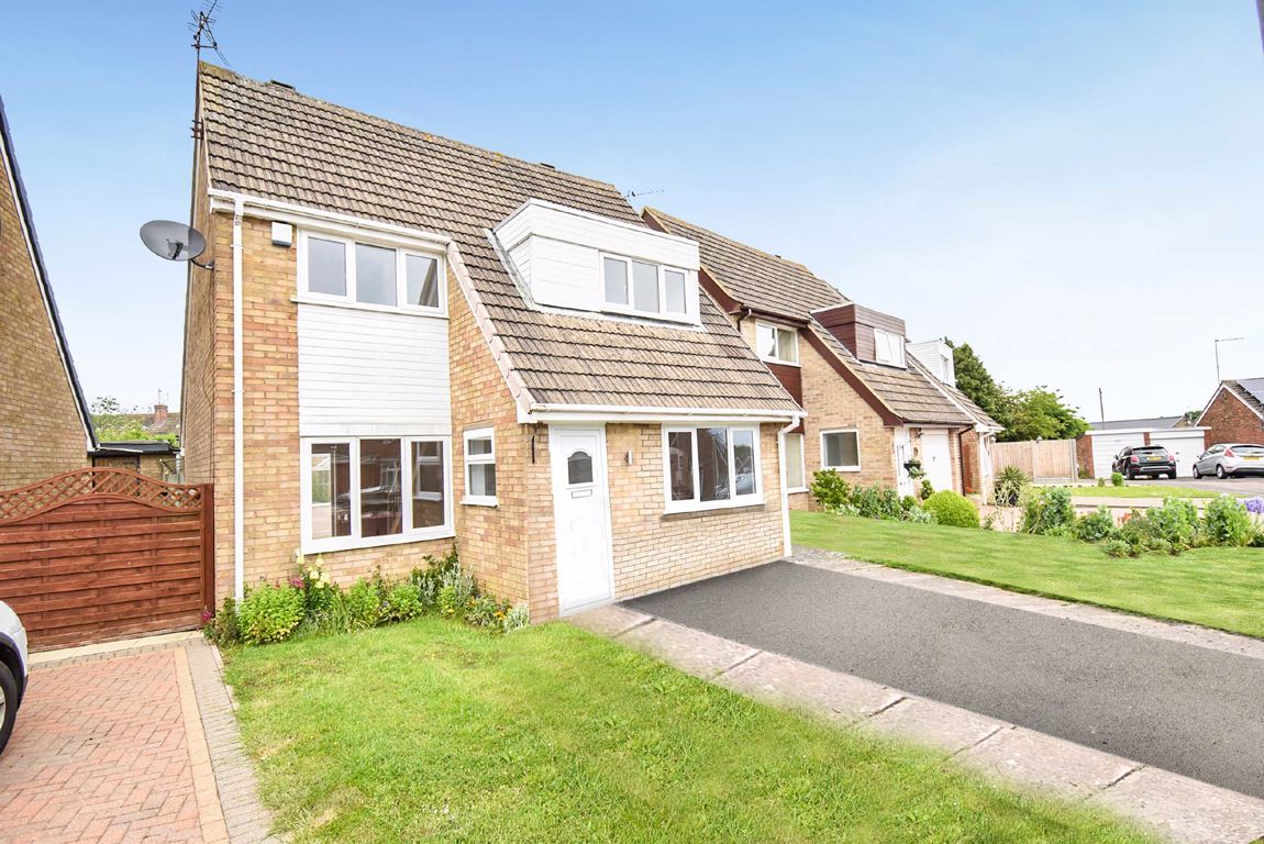 3 bed detached house for sale in Patrick Road, Corby, Northamptonshire