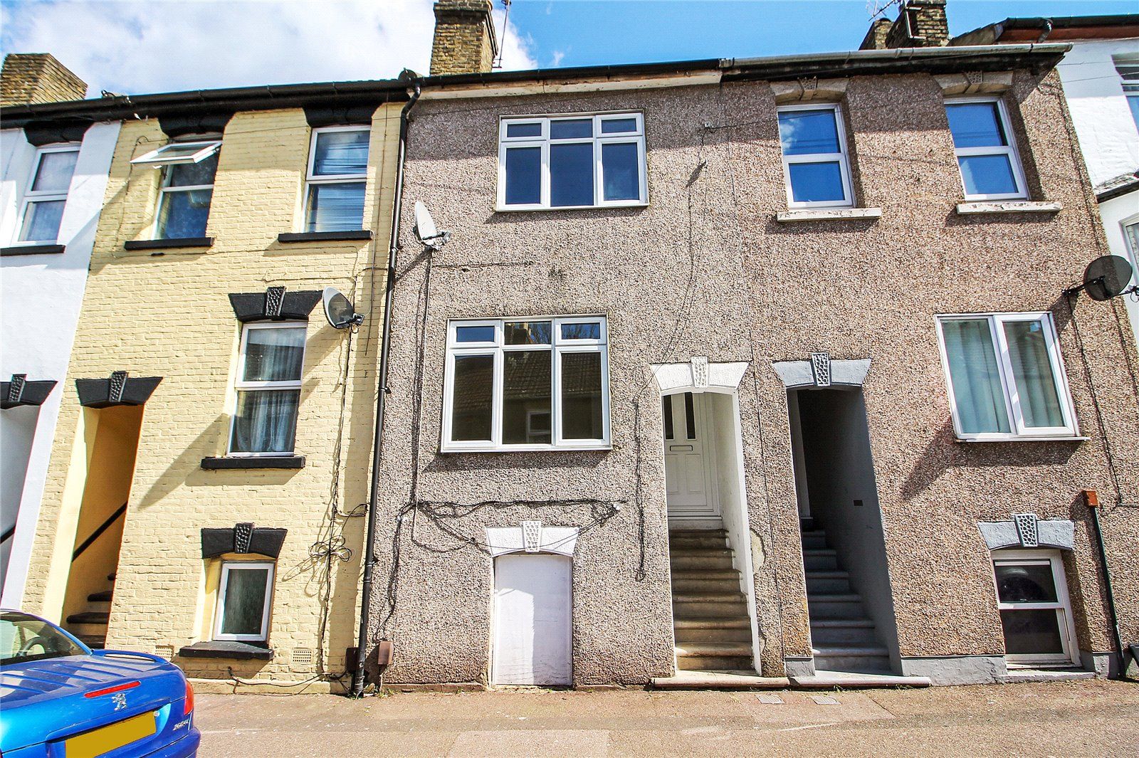 3 bed terraced house for sale in Thorold Road, Chatham, Kent ME5 Zoopla