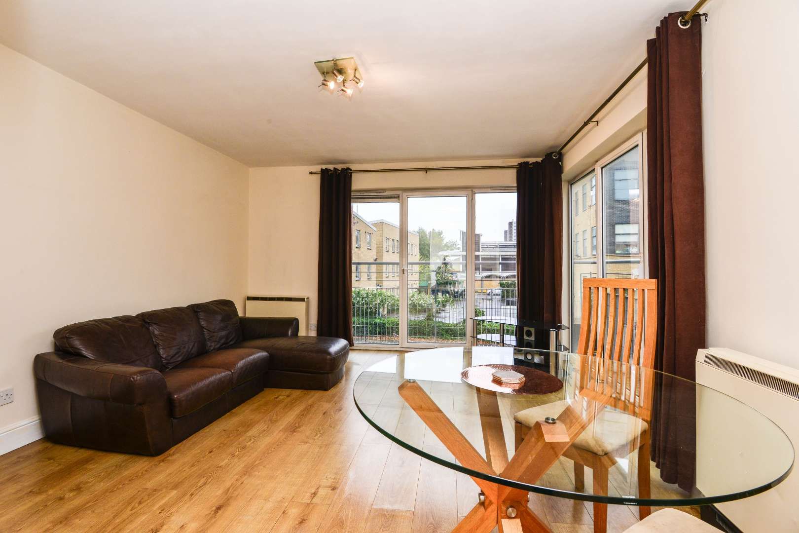 Garland Court Canary Wharf London E14  