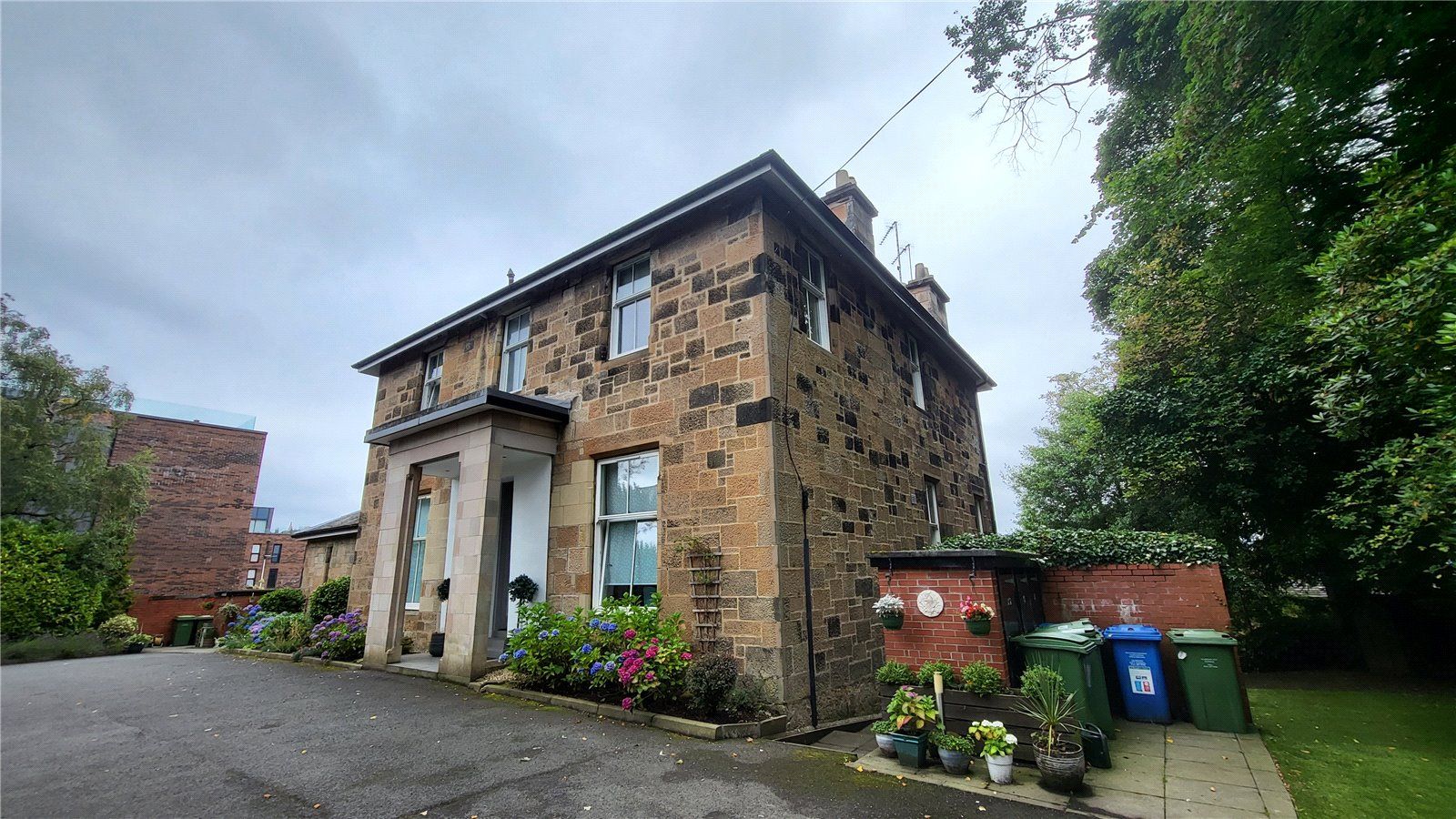 2 bed flat to rent in Mansionhouse Road, Langside, Glasgow G41 Zoopla