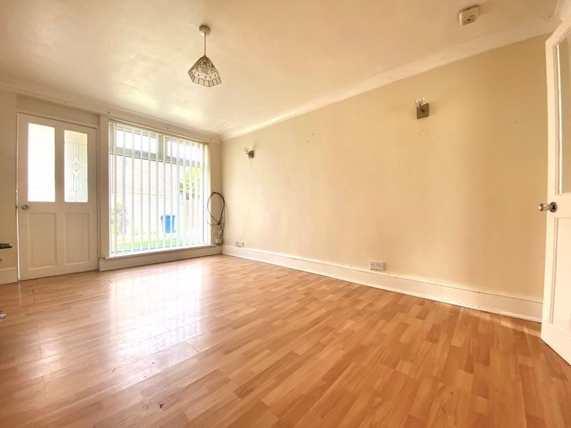 2 bed flat for sale in Marbury Close, Moorside, Sunderland SR3 Zoopla