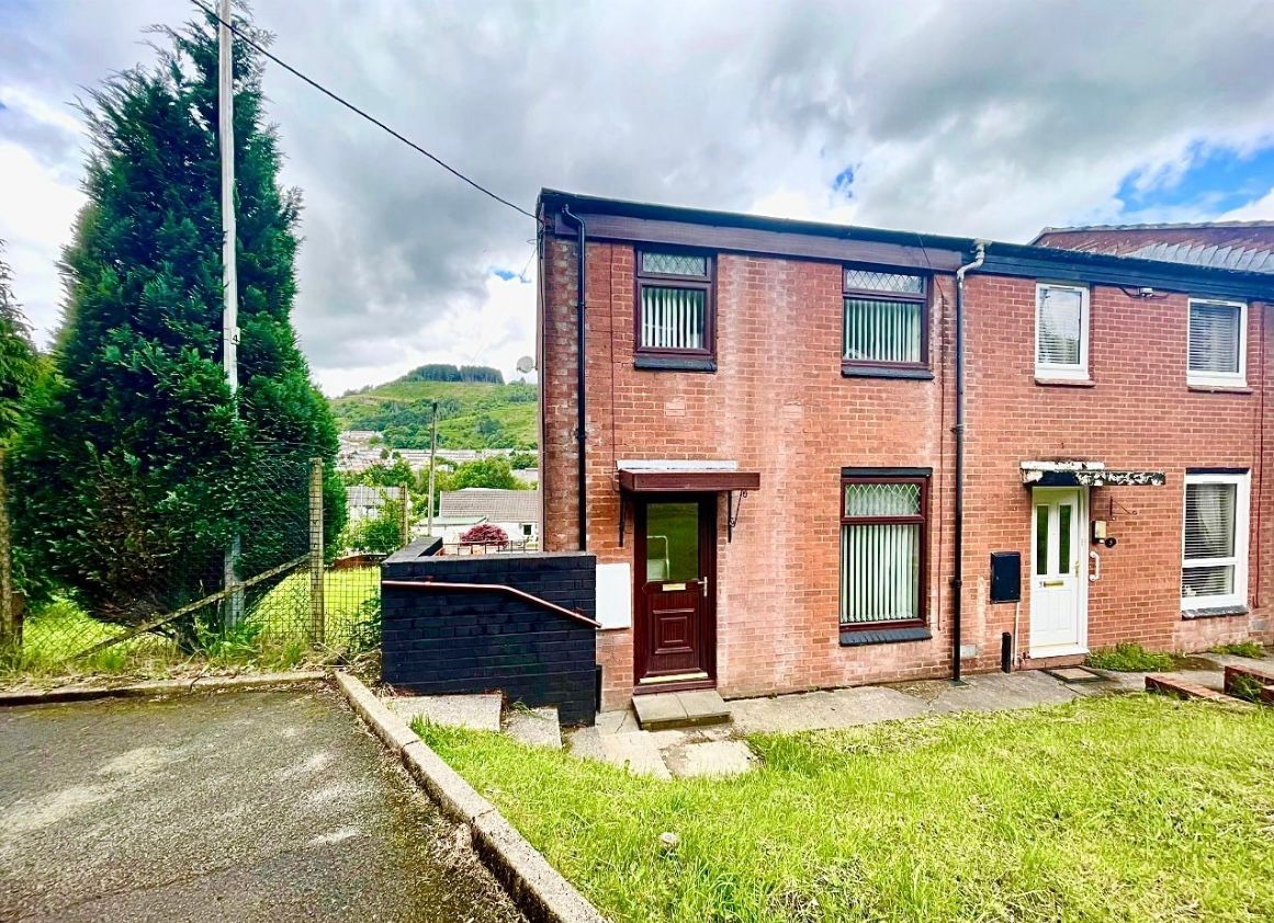 3 bed end terrace house for sale in Buckley Close, Tonypandy, Mid