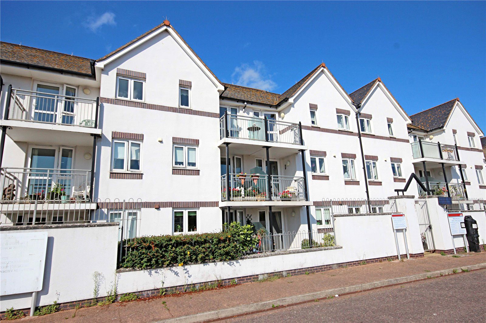 1 bed flat for sale in Haven Court, Harbour Road, Seaton, Devon EX12