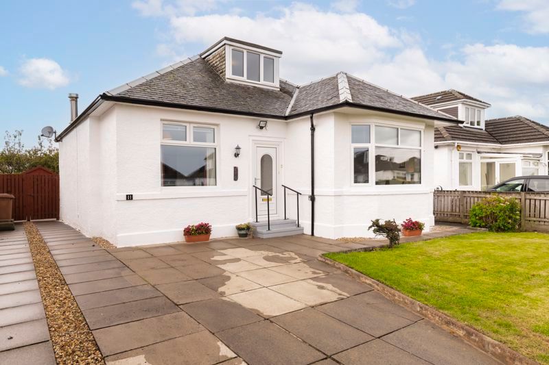 3 bed detached bungalow for sale in The Quadrant, Clarkston G76 Zoopla