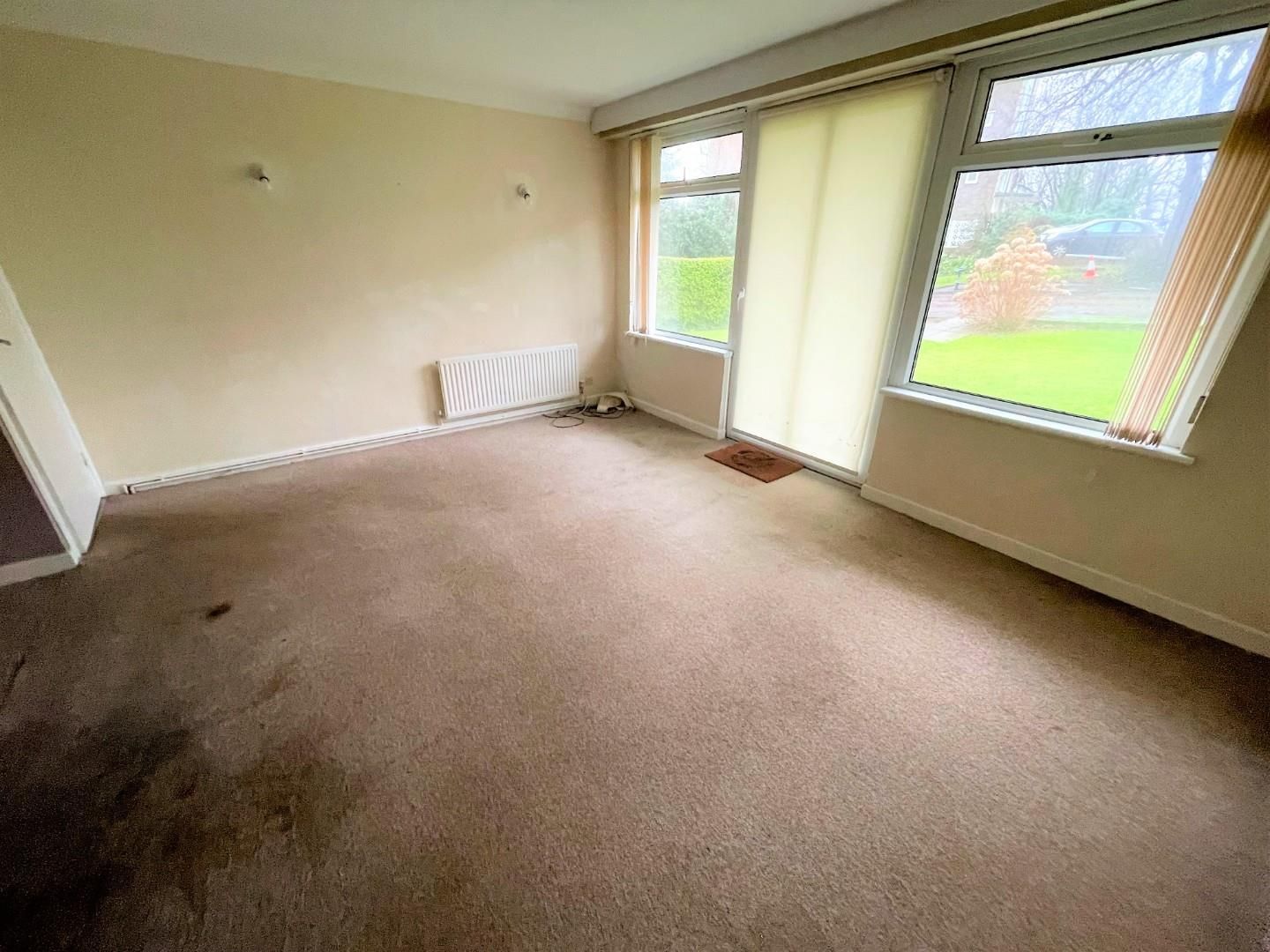 2 bed flat for sale in Brynfield Road, Langland, Swansea SA3 Zoopla
