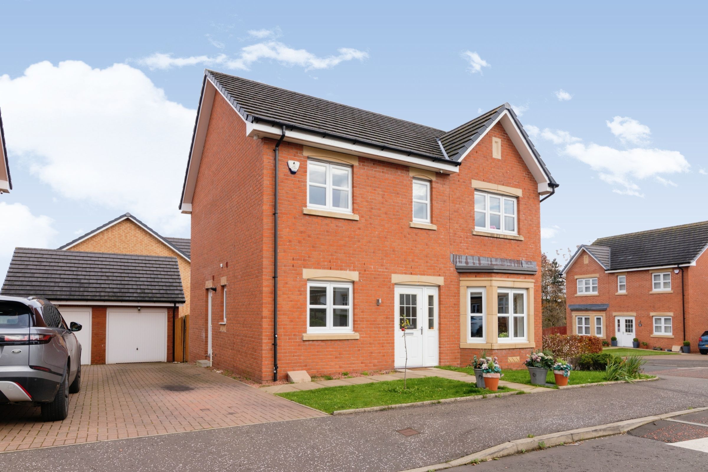 5 bed detached house for sale in Raeswood Path, Glasgow G53 Zoopla