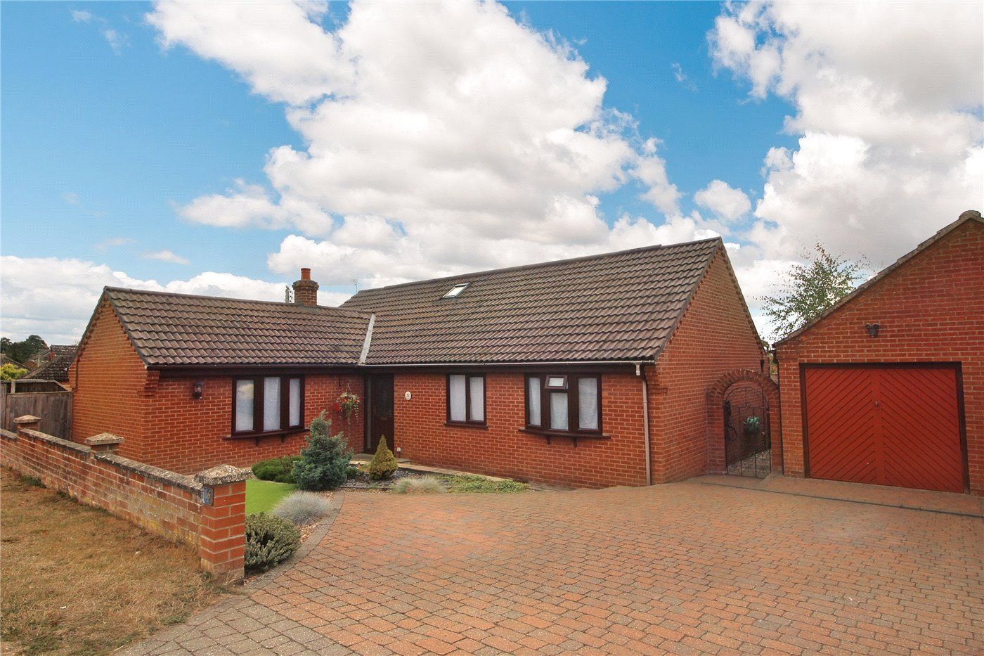 5 bed bungalow for sale in Colman Avenue, Stoke Holy Cross, Norwich
