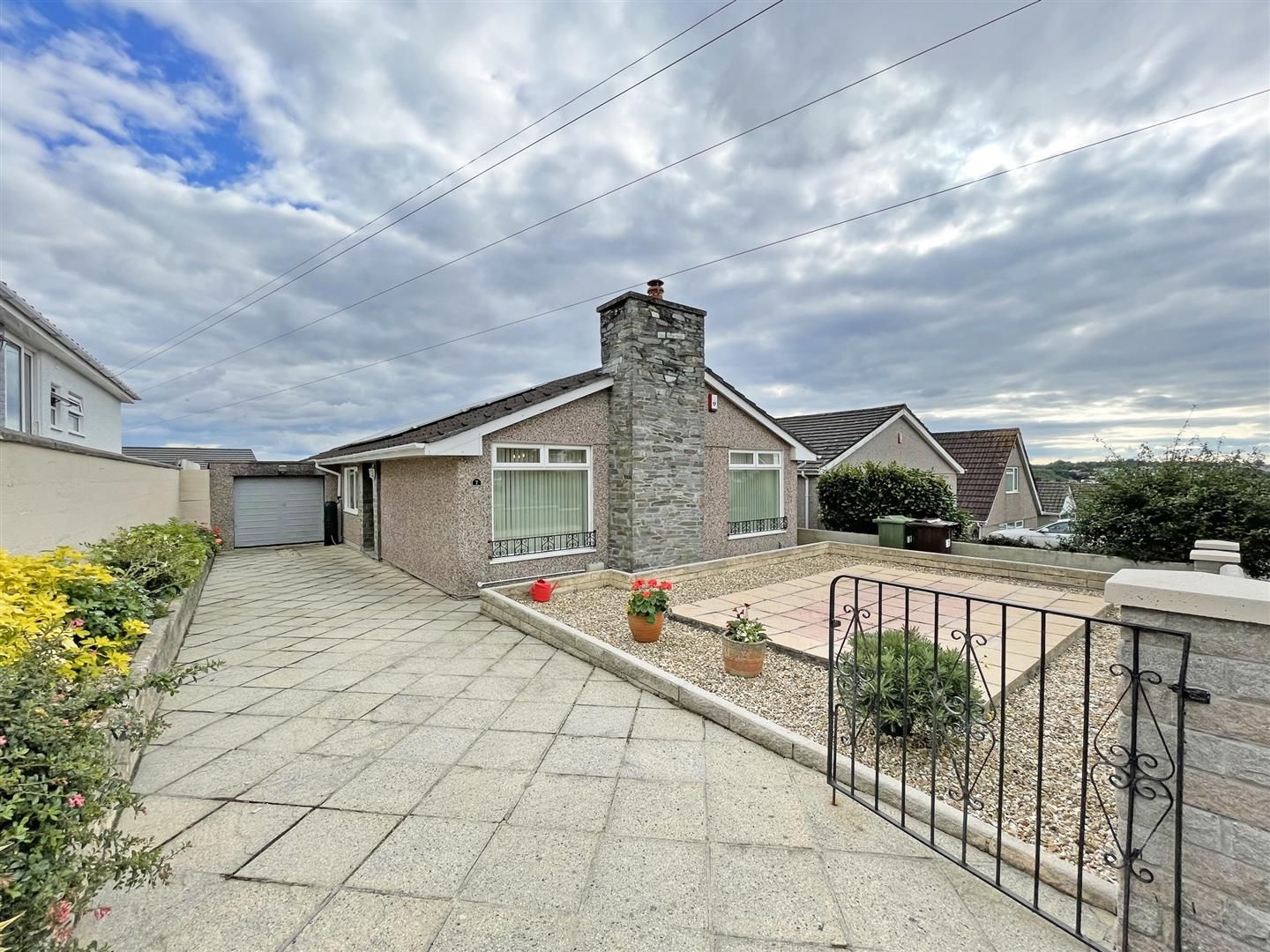 3 bed detached bungalow for sale in Goosewell Hill, Eggbuckland