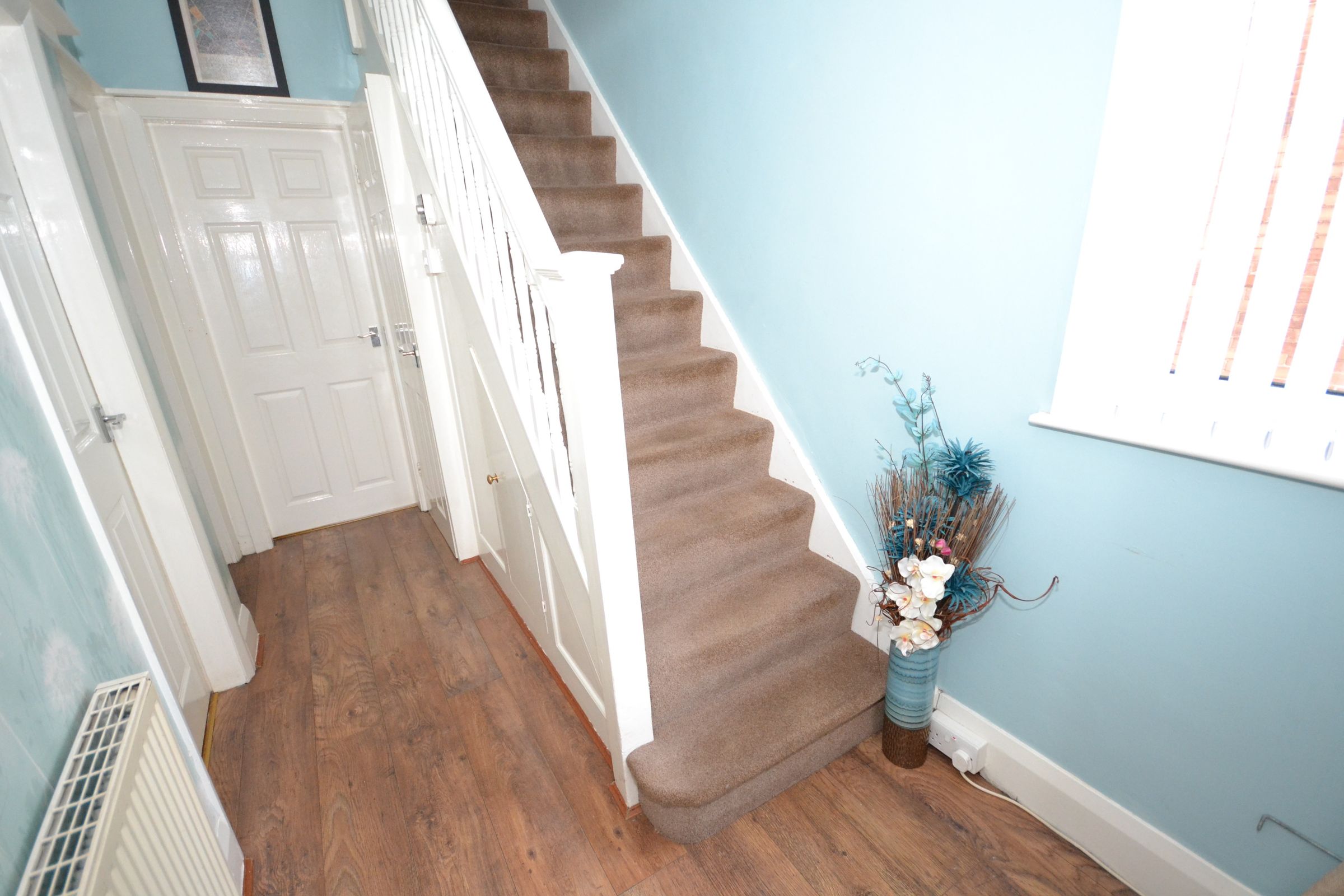 3 bed semidetached house for sale in Tweendykes Road, Sutton HU7 Zoopla