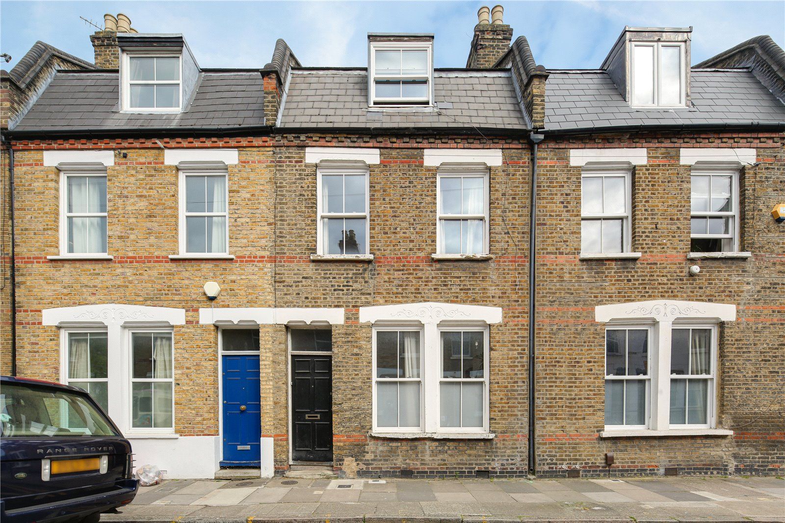 Senrab Street, London, Stepney E1  