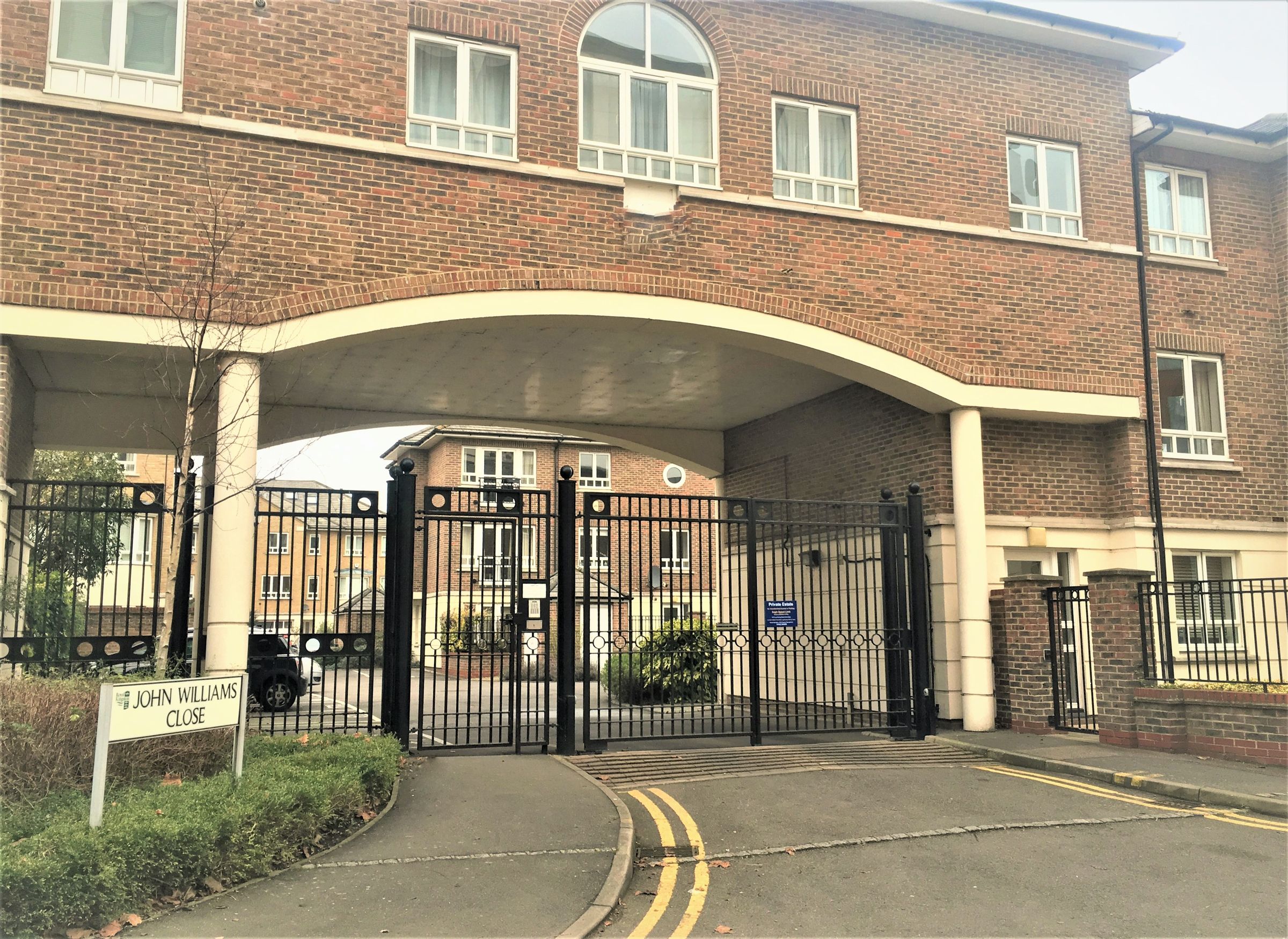 1 bed flat to rent in Severn Court, Maybate Avenue, KingstonUpon