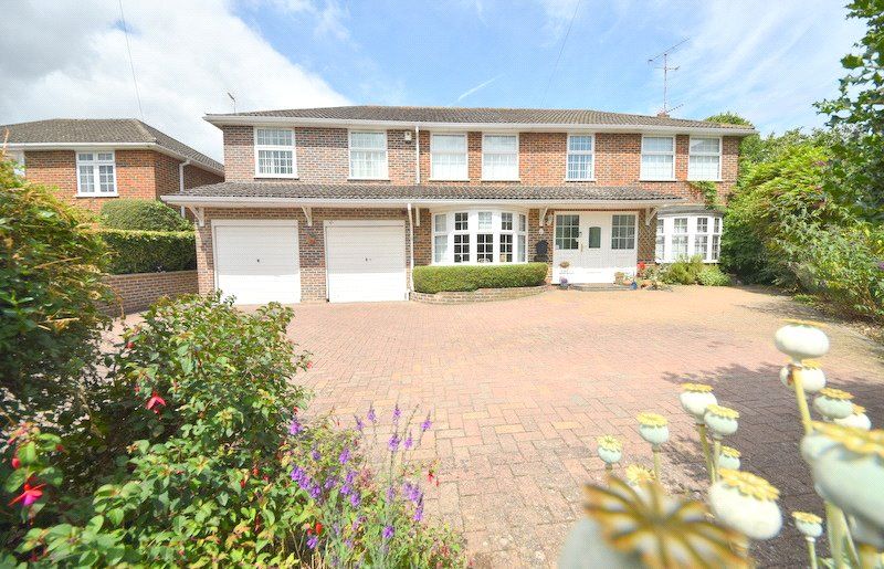 5 bed detached house for sale in Cherry Rise, Flackwell Heath
